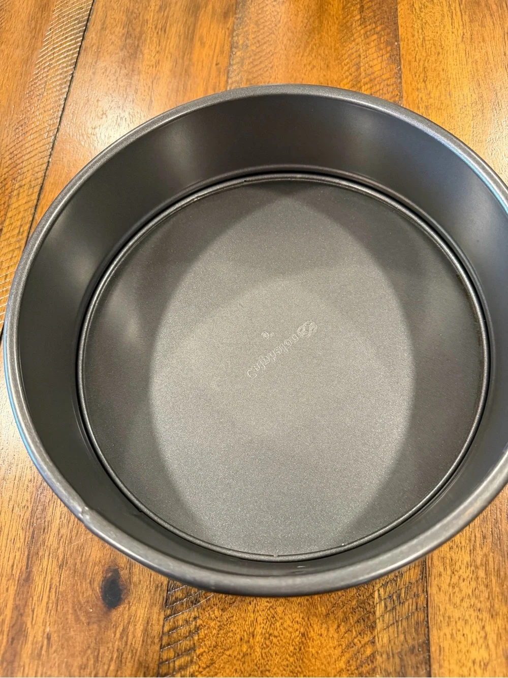 Calphalon Round Nonstick Springform Pan 9” cheesecake nonstick